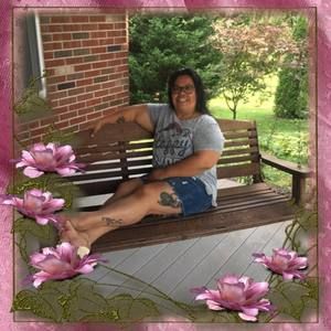 Meet your Posher, Marisa